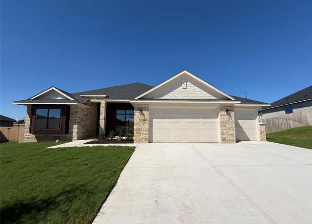 Property at 229 Lasso Loop, Lorena, TX 76655, 4 beds, 3 baths