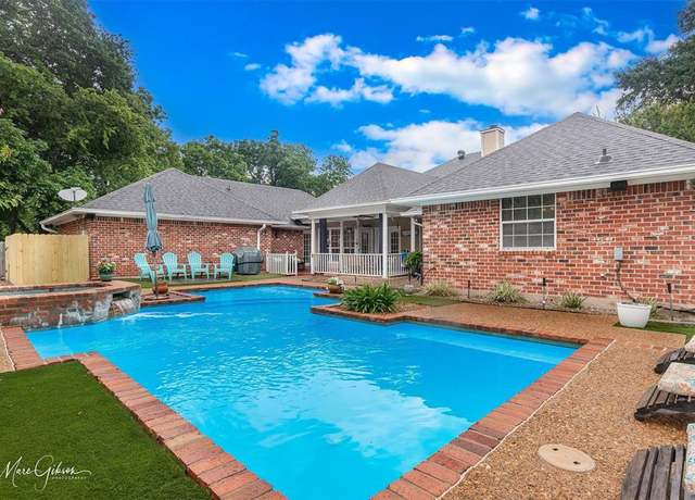 Property at 9406 Prestonwood Cir, Shreveport, LA 71115, 4 beds, 3 baths