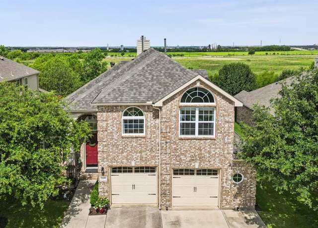Property at 2601 Appaloosa Ln, Celina, TX 75009, 3 beds, 2.5 baths