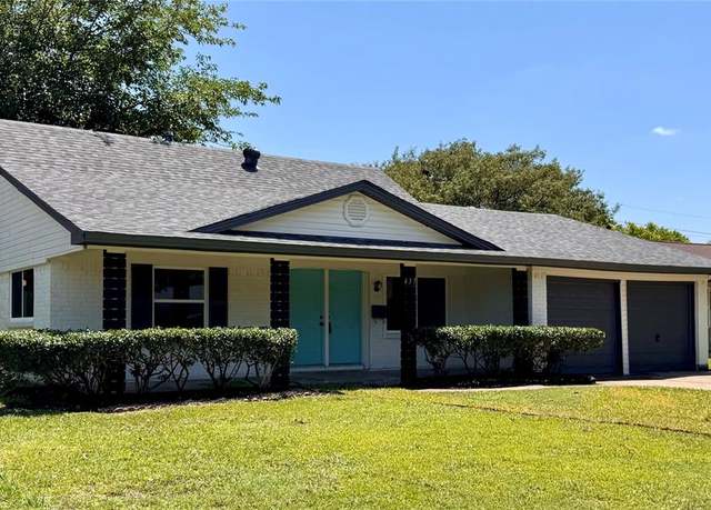 Property at 437 Hawthorne Ln, Grand Prairie, TX 75052, 4 beds, 2 baths