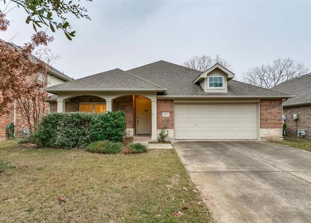Property at 9821 Mcfarring Dr, Fort Worth, TX 76244, 4 beds, 2 baths