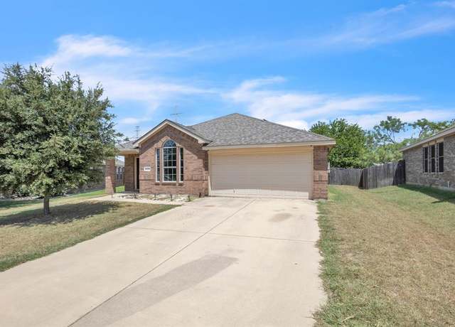 Property at 6329 Stone Lake Dr, Fort Worth, TX 76179, 4 beds, 2 baths