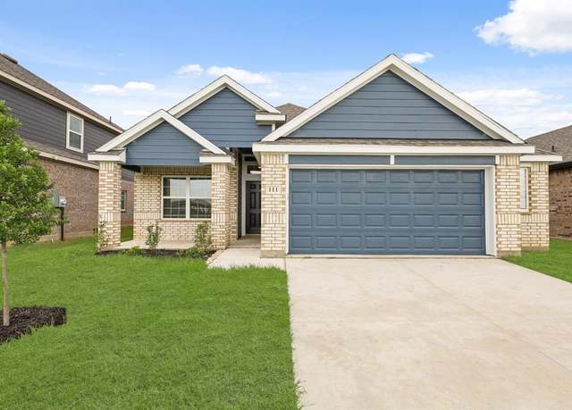 Property at 111 Driftwood Dr, Cleburne, TX 76031, 3 beds, 2 baths