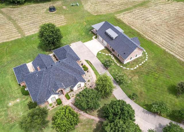 Property at 340 Private Road 5291, Yantis, TX 75497, 4 beds, 4 baths