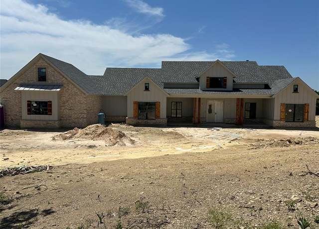 Property at 544 Aermotor Loop, Weatherford, TX 76085, 4 beds, 3.5 baths