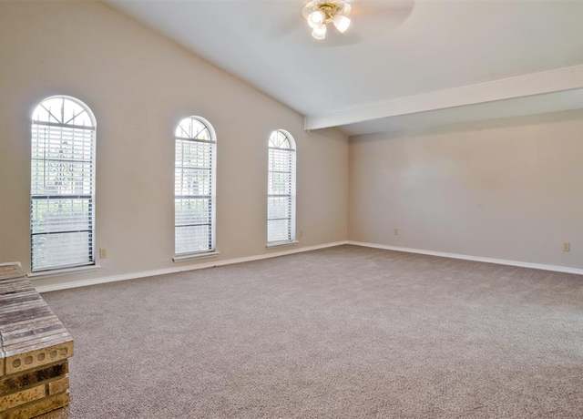 Property at 8528 Van Pelt Dr, Dallas, TX 75228, 3 beds, 2 baths
