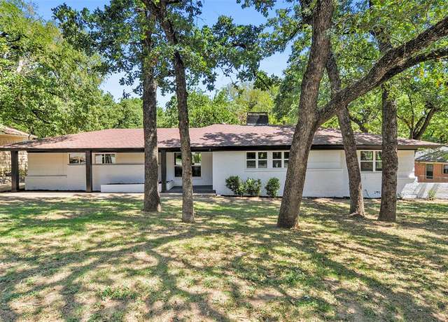 Property at 1729 Yolanda Dr, Fort Worth, TX 76112, 3 beds, 2 baths