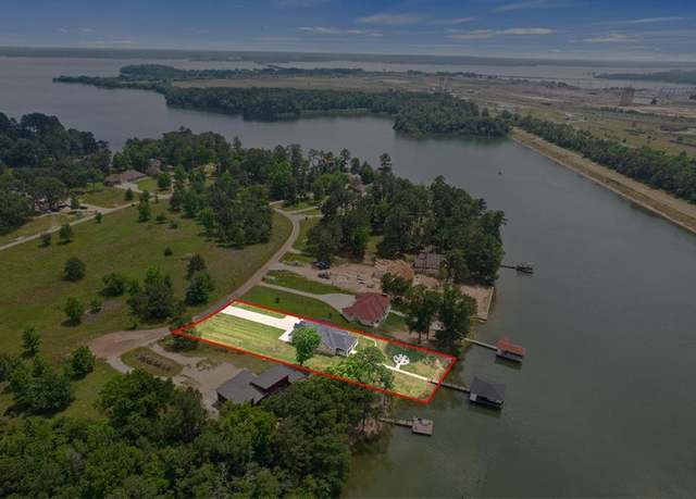 Property at 419 Lost Lake Trl, Mount Pleasant, TX 75455, 4 beds, 3 baths