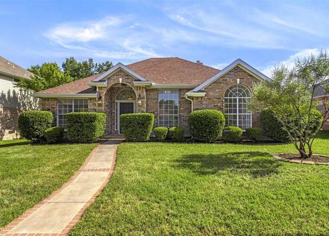 Property at 11911 Rocky Point Dr, Frisco, TX 75035, 4 beds, 2 baths