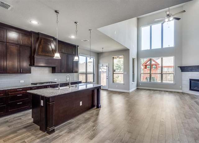 Property at 6105 Horsetail Dr, Mckinney, TX 75071, 4 beds, 4 baths