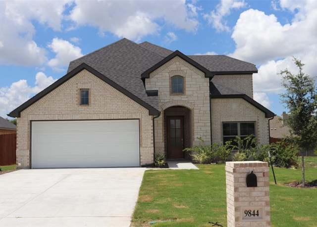 Property at 9844 Durango Trl, Waco, TX 76712, 3 beds, 2.5 baths