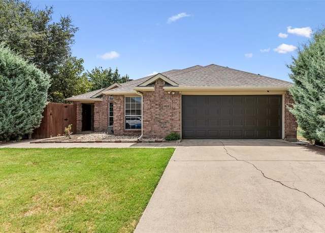 Property at 3520 Paladin Pl, Fort Worth, TX 76137, 3 beds, 2 baths