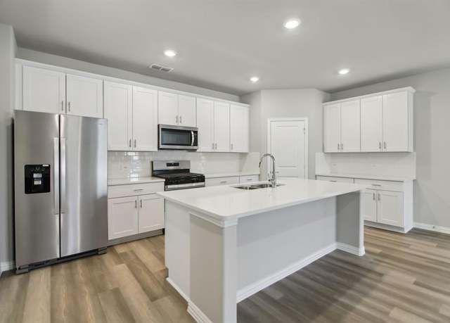 Property at 2704 Big Bend Mews, Corinth, TX 76209, 3 beds, 2.5 baths