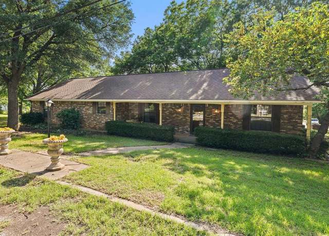 Property at 891 Lazy Acres Cir, Pottsboro, TX 75076, 3 beds, 2.5 baths