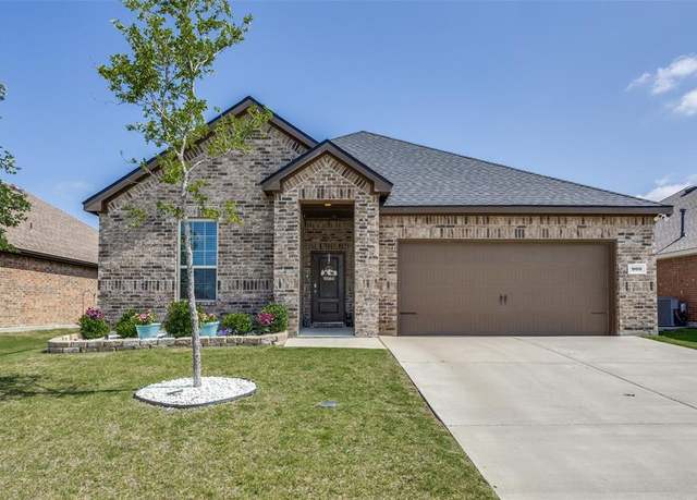 Property at 900 Honey Maple St, Princeton, TX 75407, 4 beds, 2 baths