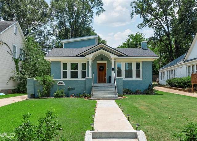 Property at 149 College St, Shreveport, LA 71104, 3 beds, 2 baths