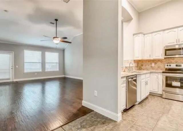 Property at 2905 Cranston Pl, Plano, TX 75025, 2 beds, 2 baths