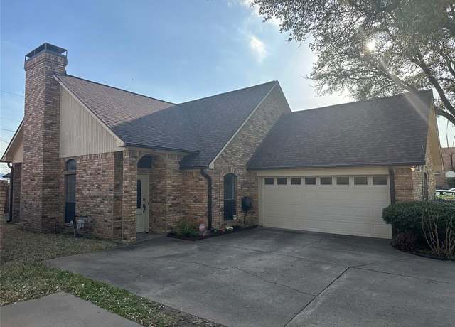 Property at 100 Towne Cv, Irving, TX 75061, 3 beds, 2 baths