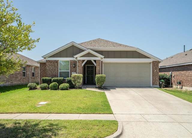 Property at 1620 Meadow Trail Ln, Aubrey, TX 76227, 3 beds, 2 baths