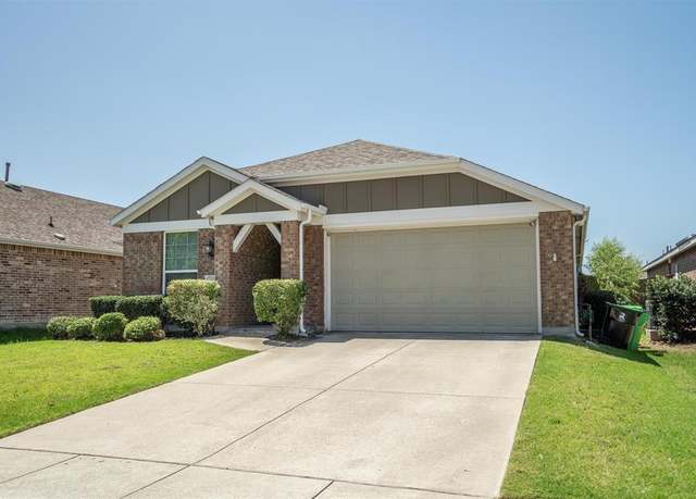 Property at 1620 Meadow Trail Ln, Aubrey, TX 76227, 3 beds, 2 baths