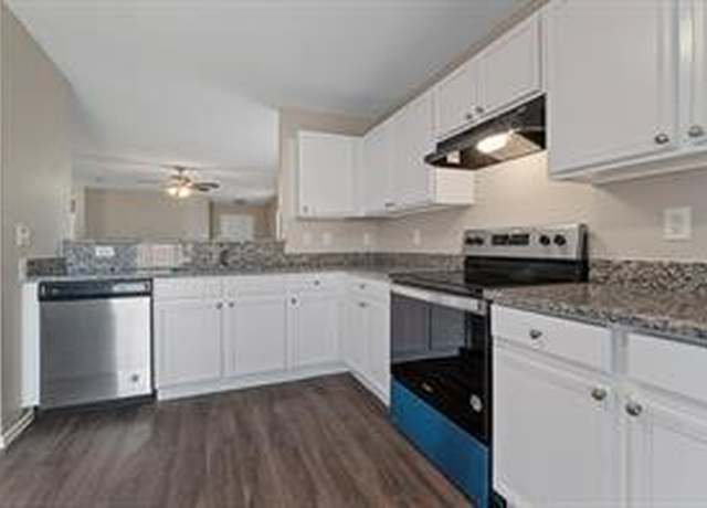 Property at 7045 Wax Berry Dr, Dallas, TX 75249, 3 beds, 2 baths
