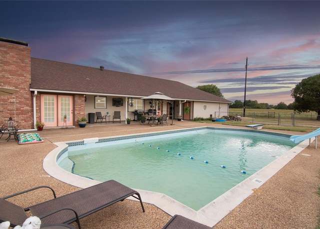 Property at 13818 CR 2857, Eustace, TX 75124, 3 beds, 2 baths