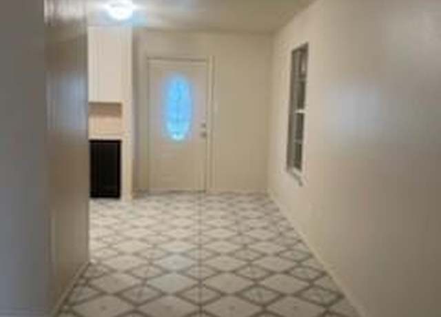 Property at 4443 Falls Dr, Dallas, TX 75211, 4 beds, 2 baths