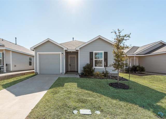Property at 4321 Johnstown Ln, Forney, TX 75126, 3 beds, 2 baths