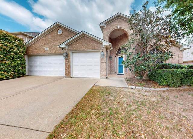 Property at 4836 Carolina Trace Trl, Fort Worth, TX 76244, 4 beds, 2 baths