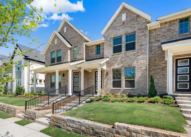 Property at 1117 Carnation Dr, Crowley, TX 76036, 2 beds, 2.5 baths