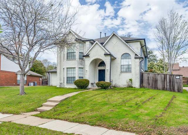 Property at 3841 Parkmont Dr, Plano, TX 75023, 3 beds, 2.5 baths