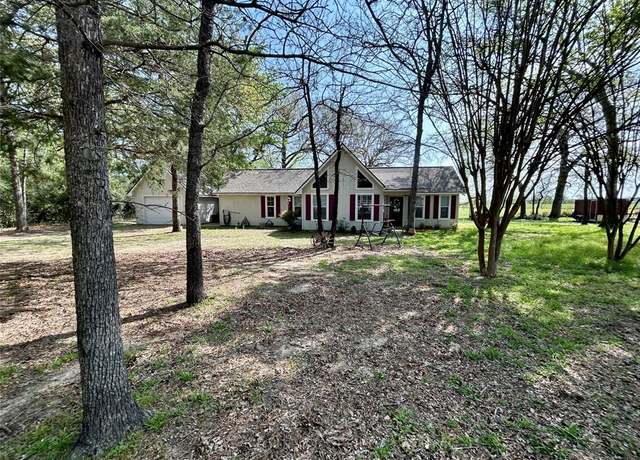 Property at 133 Valleywood Gln, Holly Lake Ranch, TX 75765, 2 beds, 2 baths