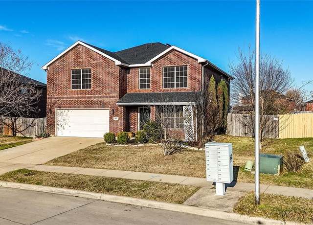 Property at 8105 Wesson Rd, Arlington, TX 76002, 3 beds, 2.5 baths