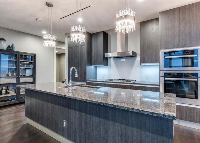 Property at 3130 N Harwood St #1903, Dallas, TX 75201, 2 beds, 3 baths