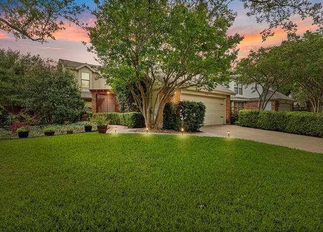 Property at 14683 Plage Ln, Addison, TX 75001, 3 beds, 2.5 baths