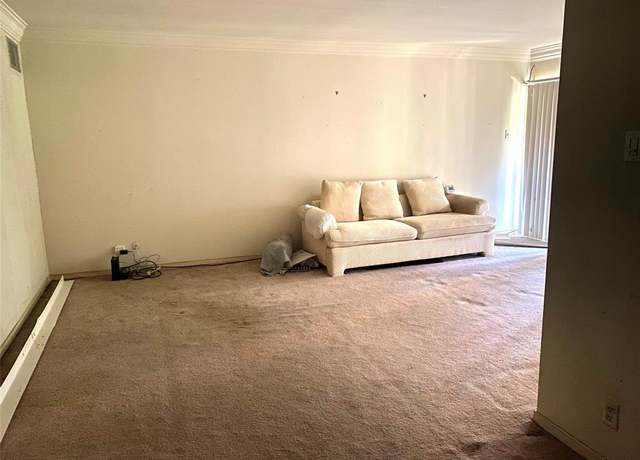 Property at 506 E Avenue J Unit A, Grand Prairie, TX 75050, 2 beds, 2 baths