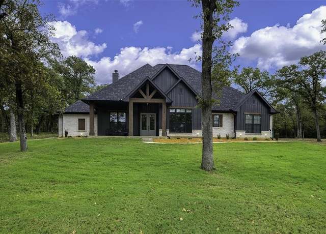 Property at 119 Oakbend Trl, Mabank, TX 75147, 4 beds, 3 baths