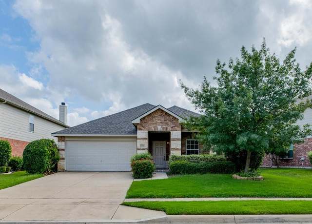 Property at 4512 Lacebark Ln, Fort Worth, TX 76244, 4 beds, 2 baths