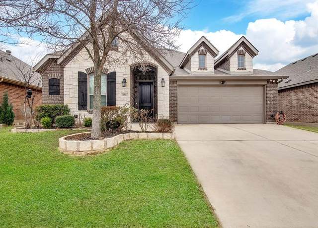 Property at 11816 Bellegrove Rd, Burleson, TX 76028, 3 beds, 3 baths