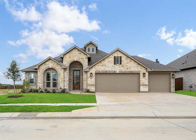 Property at 1112 Foxtail Dr, Justin, TX 76247, 4 beds, 3 baths