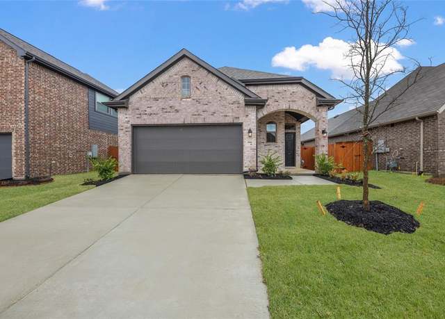 Property at 3960 Avendale Dr, Heartland, TX 75114, 3 beds, 2 baths
