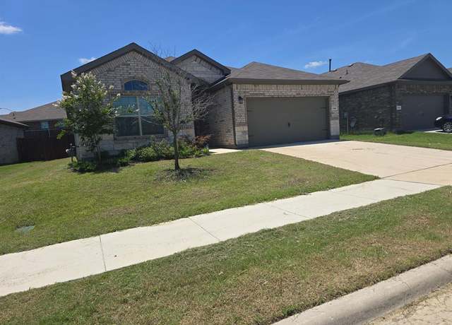 Property at 309 Crowfoot Dr, Fort Worth, TX 76131, 4 beds, 2 baths
