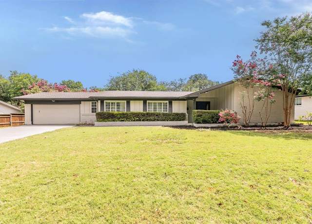 Property at 4348 Selkirk Dr W, Fort Worth, TX 76109, 4 beds, 3 baths