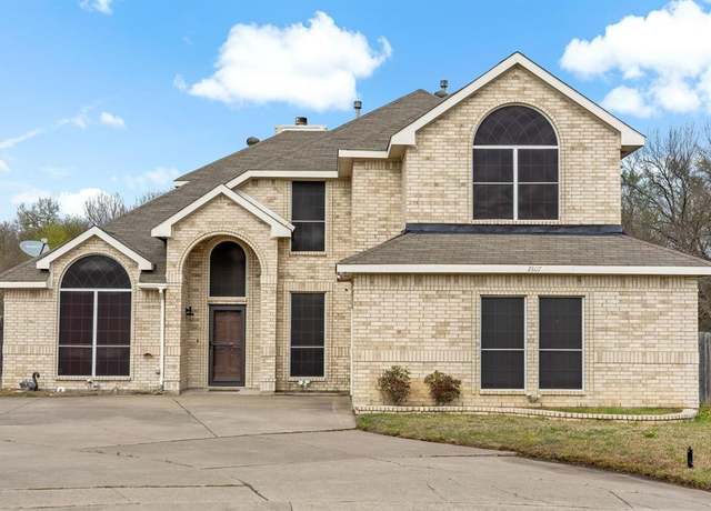 Property at 2807 Jeremy Dr, Mesquite, TX 75181, 5 beds, 3 baths