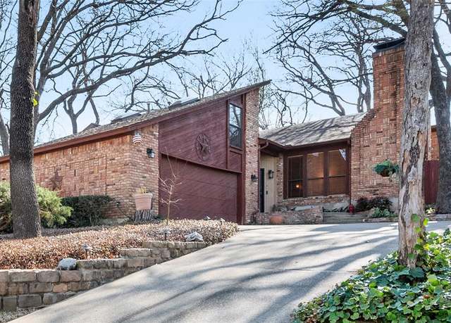 Property at 4611 Spring Creek Rd, Arlington, TX 76017, 4 beds, 3 baths