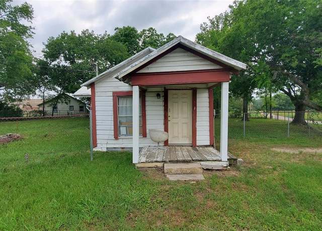 Property at 108 Fm 316 S, Eustace, TX 75124, 2 beds, 1 bath