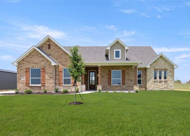 Property at 541 Cari Lynn Ln, Venus, TX 76084, 3 beds, 2 baths
