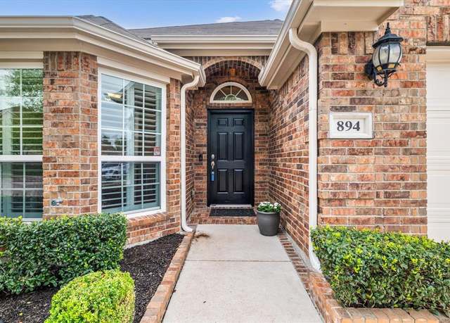 Property at 894 Witherby Ln, Lewisville, TX 75067, 3 beds, 2 baths