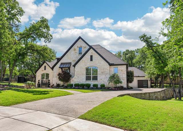 Property at 10 Hale Ct, Trophy Club, TX 76262, 4 beds, 4.5 baths