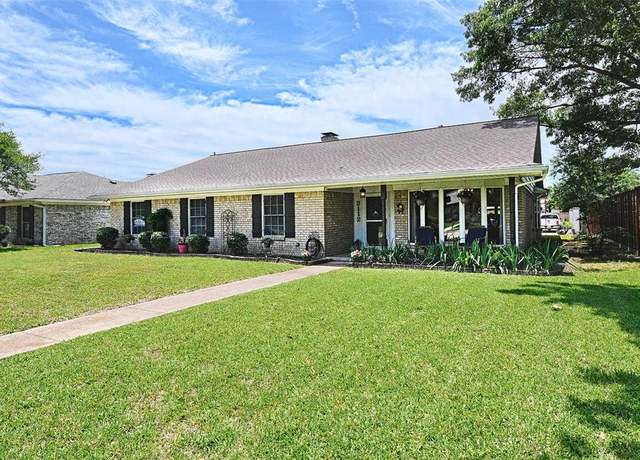 Property at 2112 Columbia Dr, Richardson, TX 75081, 4 beds, 2.5 baths